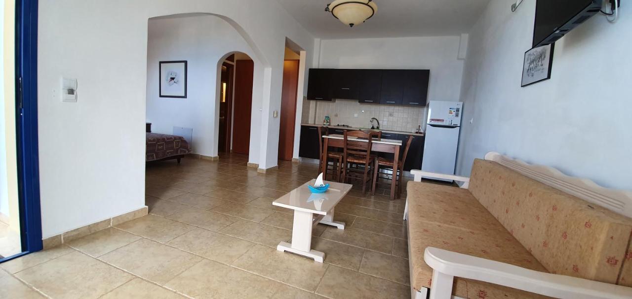 Stella'S Houses Agia Pelagia  Exterior photo