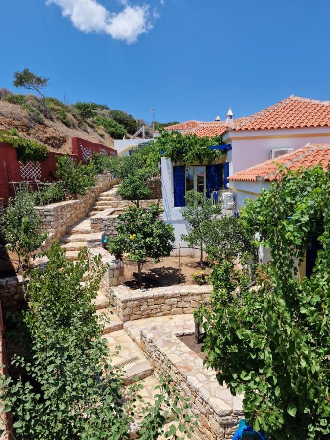 Stella'S Houses Agia Pelagia  Exterior photo